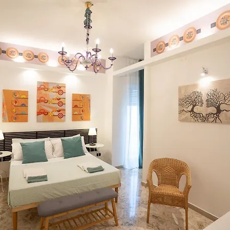 Guest house Cavour Centro _ Brand Life _ Bari