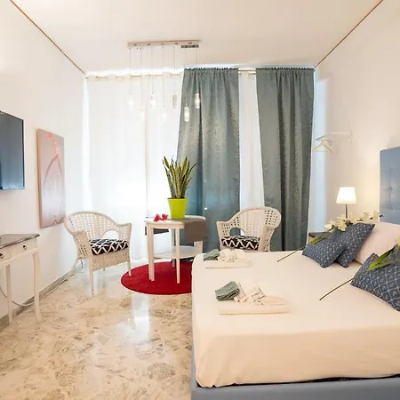 Cavour Centro _ Brand Life _ Hotel Bari