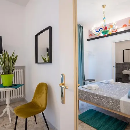 Cavour Centro _ Brand Life _ Bari