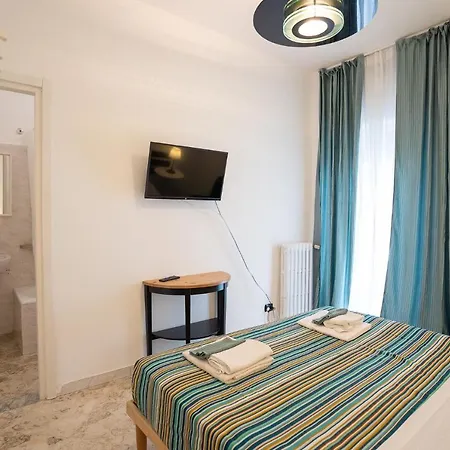 Cavour Centro _ Brand Life _ *