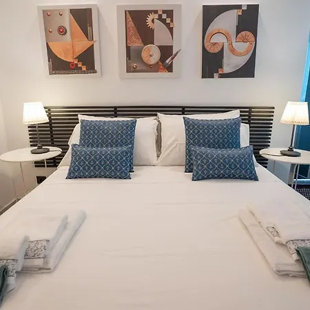 Cavour Centro _ Brand Life _ * باري