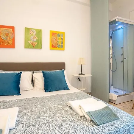 Cavour Centro _ Brand Life _ Guest house *