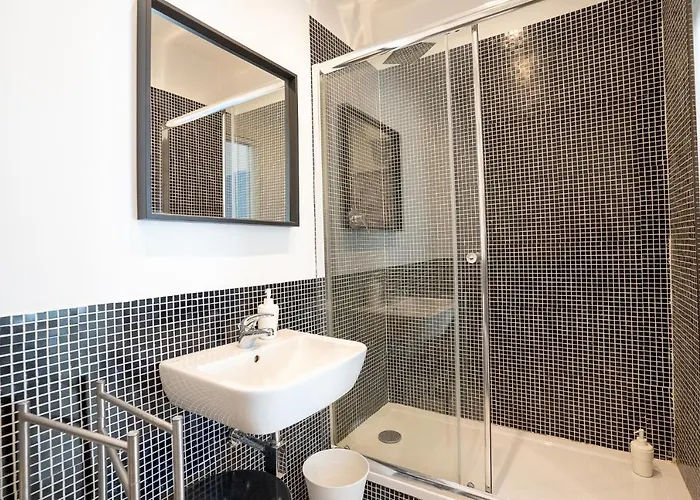 فندق Cavour Centro _ Brand Life _