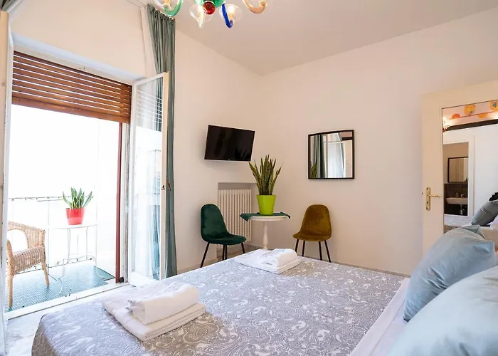 فندق Cavour Centro _ Brand Life _